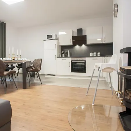 דירה Cozy In Altastenberg With Private Terrace